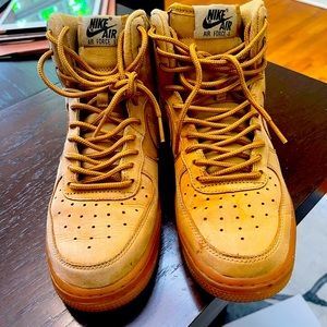 Nike Air Force 1 youth size 6 1/2 excellent condition like new